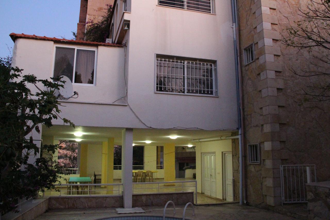 Luna Motel Naqoura Exterior photo
