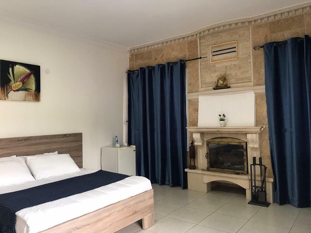 Luna Motel Naqoura Exterior photo